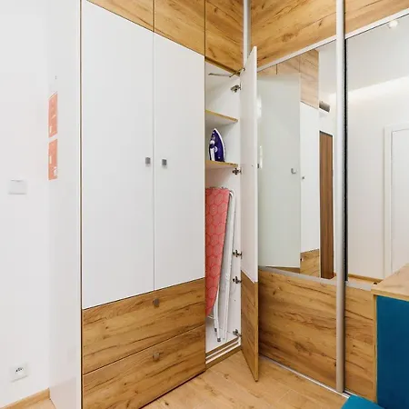 Lägenhet Go Rakowicka By Renters Kraków
