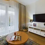 شقة Go Rakowicka By Renters كراكوفيا