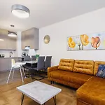 Daire Go Rakowicka By Renters Krakow